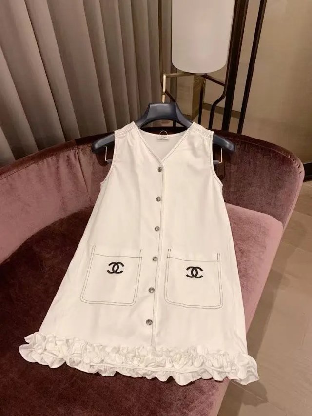 Chanel Dress: seller detail photo 7