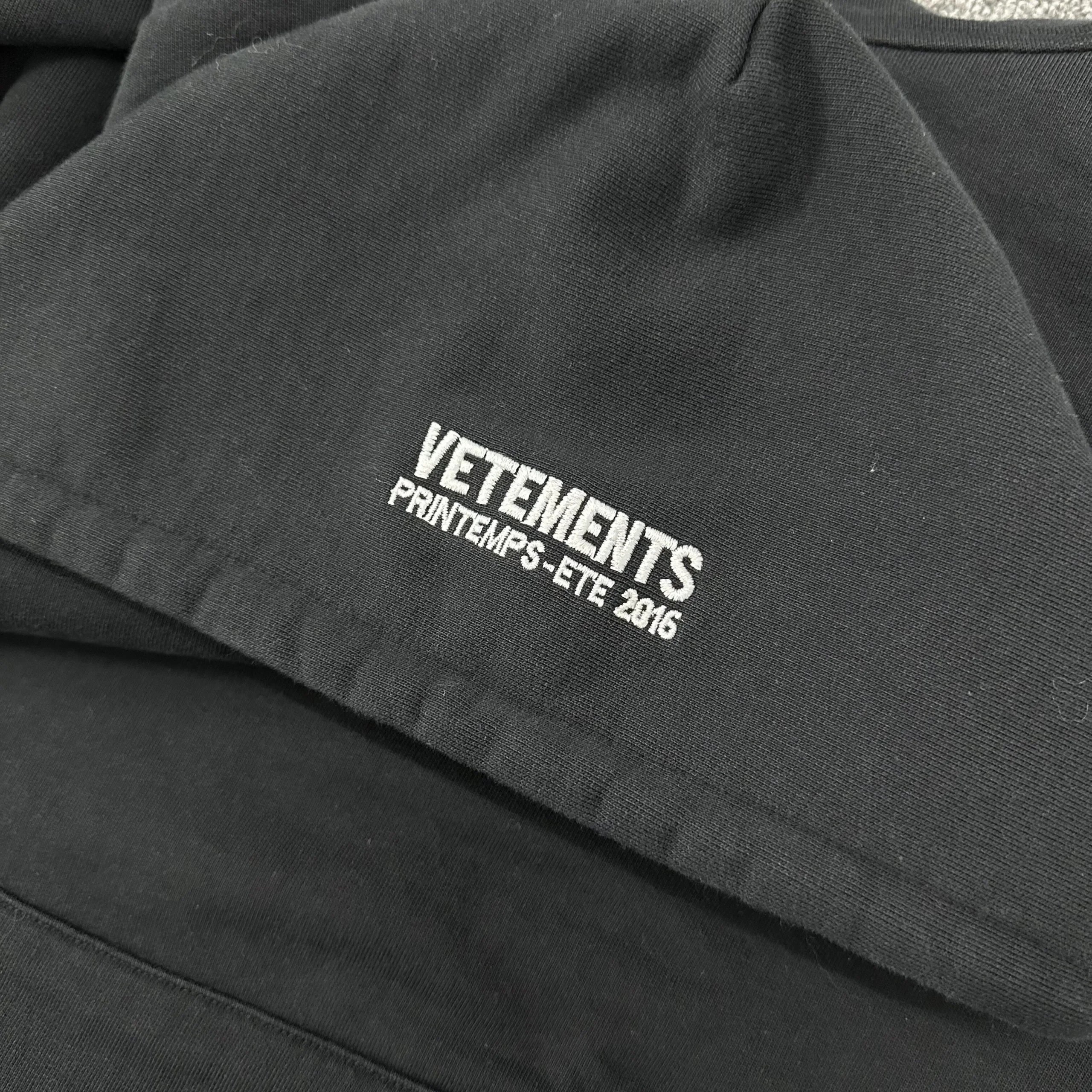 Vetements Definition Hooded Sweatshirt Black Hoodie - 13