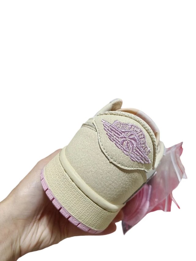 Nike Air Jordan 1 Low x Travis Scott “Shy Pink”: seller detail photo 10
