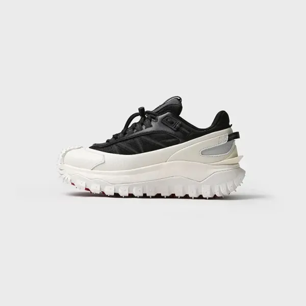 Design Chunky Trail Sneaker Black and White - 1