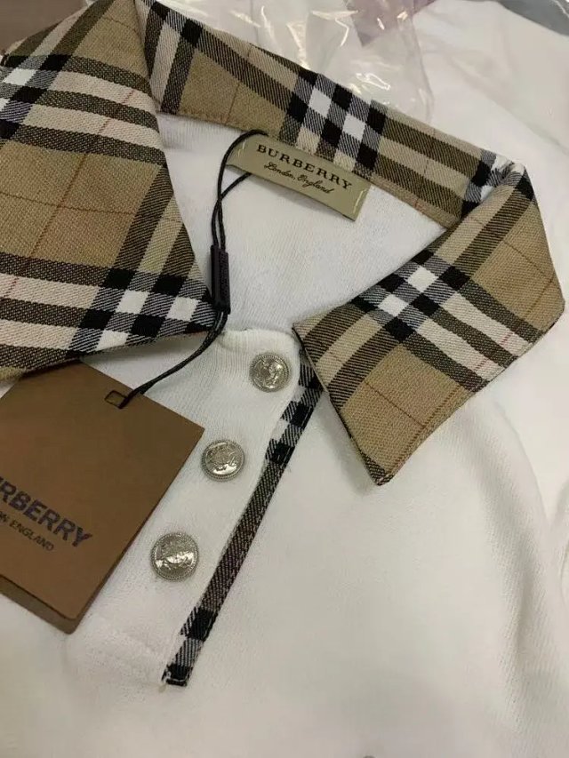 Buberry Tee: seller detail photo 2