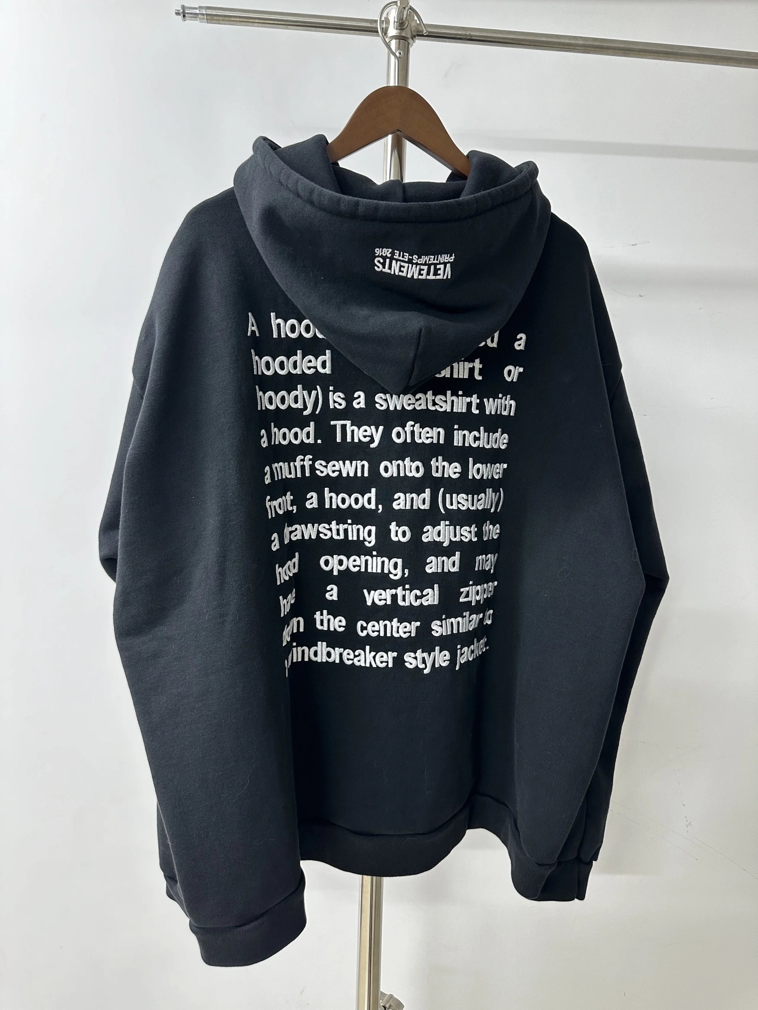Vetements Definition Hooded Sweatshirt Black Hoodie - 9