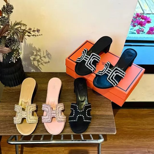 Hermès Sandals: seller detail photo 1