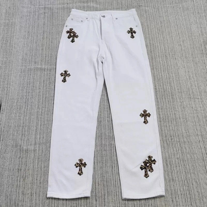 white leopard print
