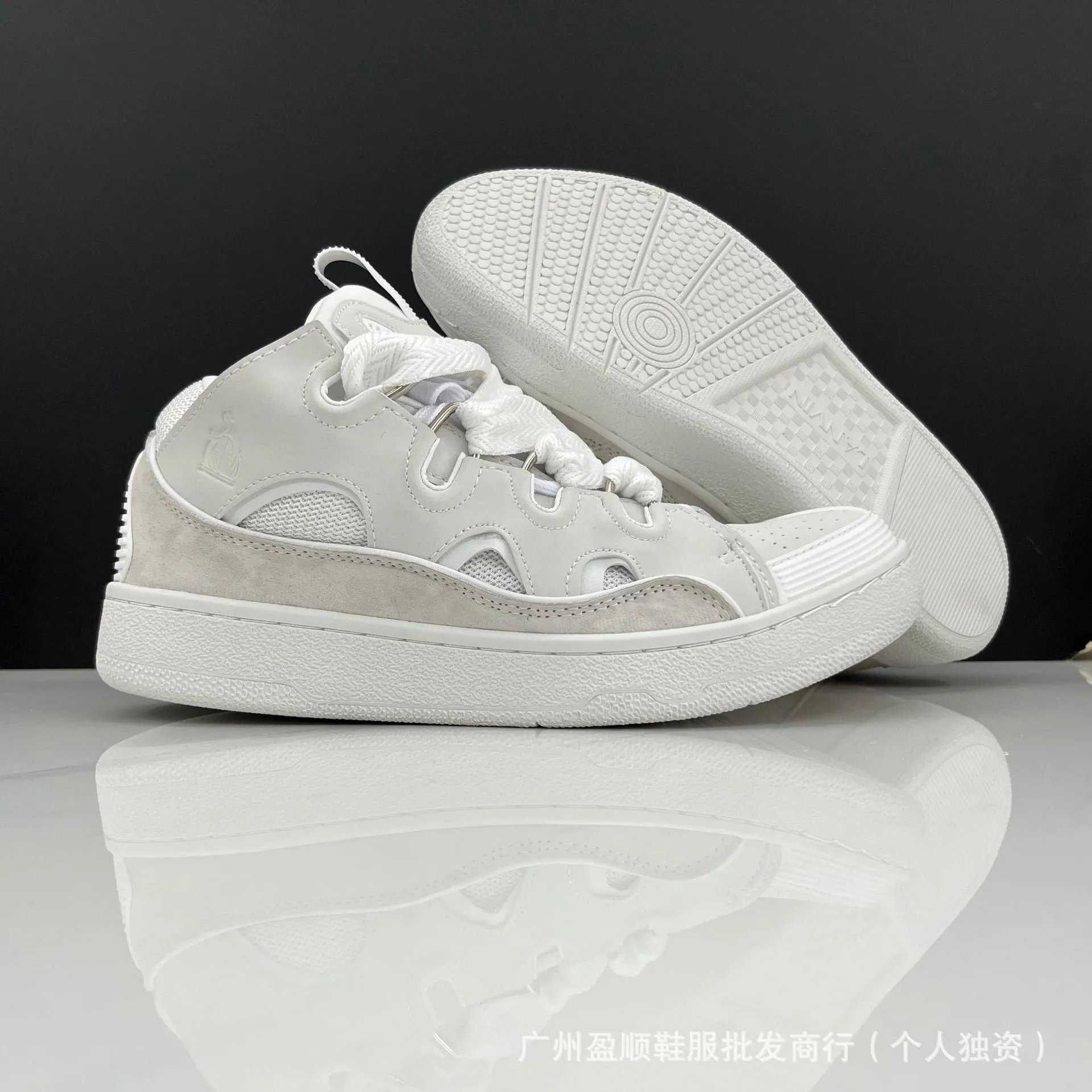 L-4 all white