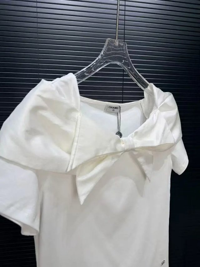 Chanel: seller detail photo 7