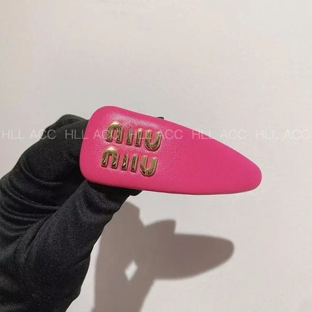 Miumiu Hair Clip: seller detail photo 6