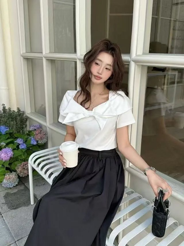 Chanel: seller detail photo 9