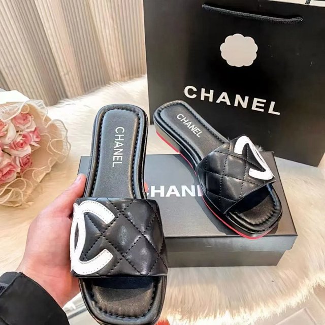 CHANEL Sandals: seller detail photo 3