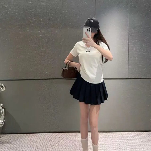 miumiu TEE: seller detail photo 6