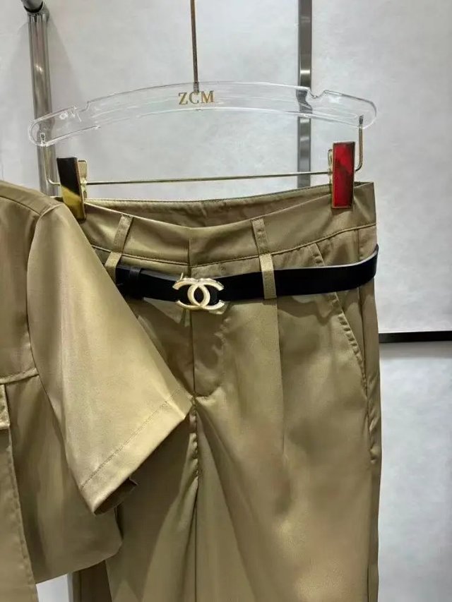 Chanel Suit: seller detail photo 5
