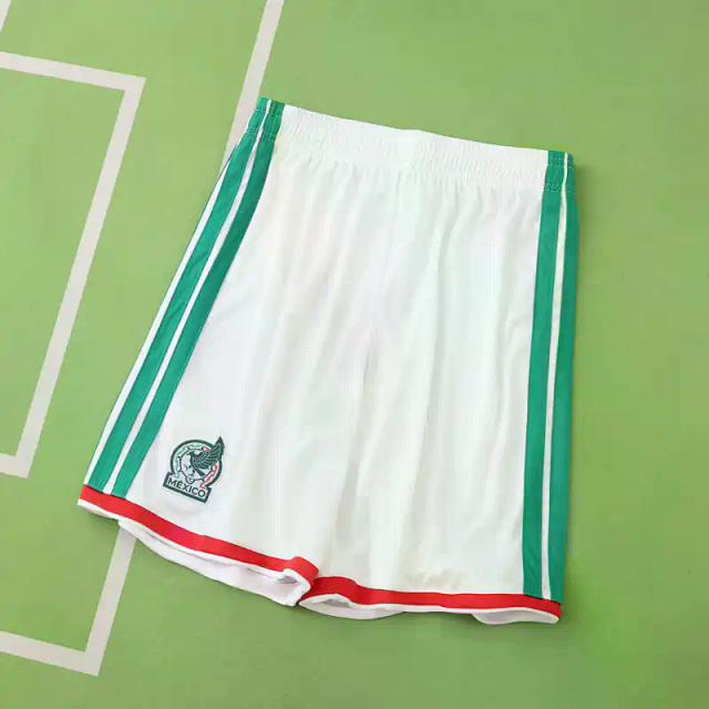 2026 FIFA World Cup Mexico home shorts: seller detail photo 1