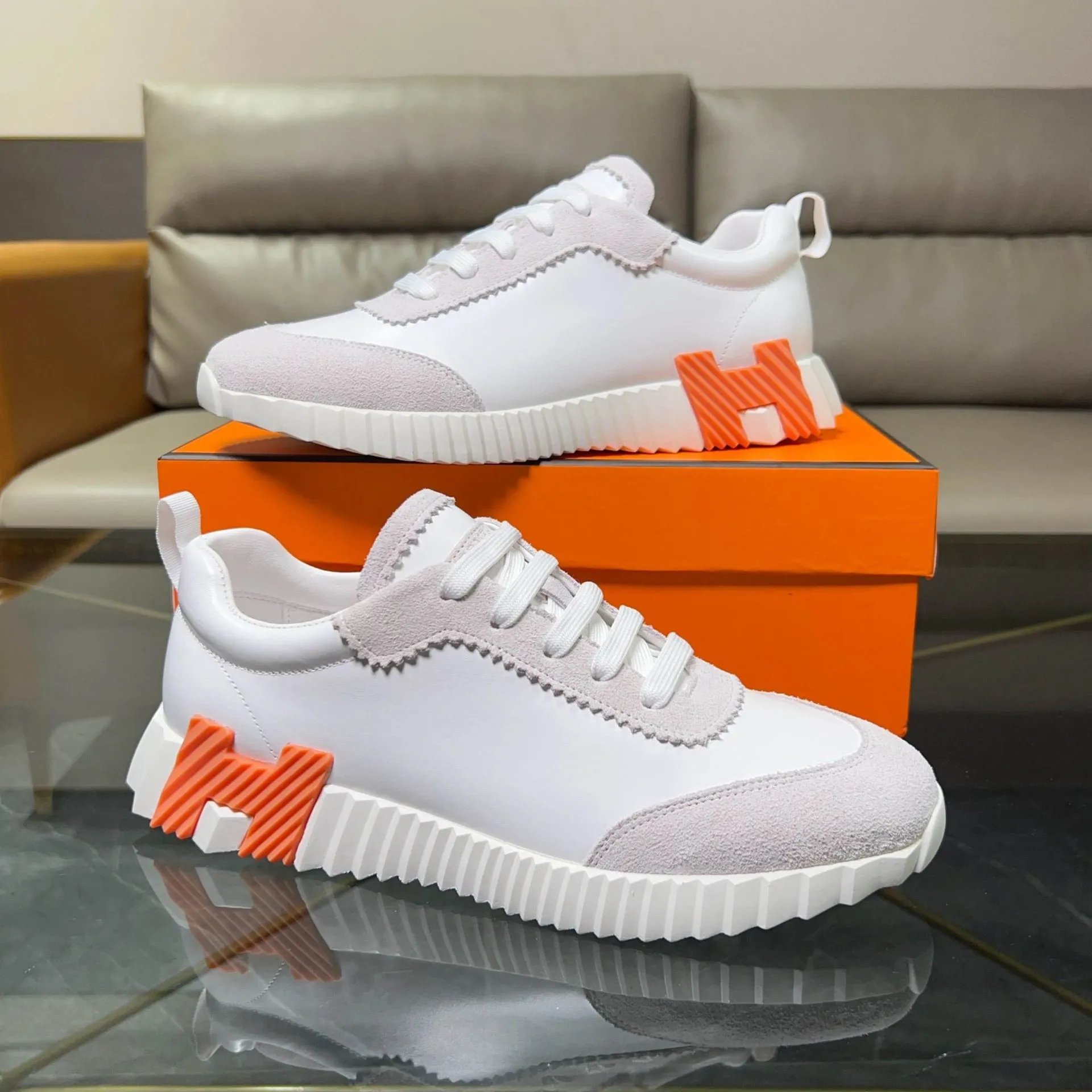 European Site 2025 New Arrival H Mens Leather Sneakers, Thick Sole Cushioned Running Shoes, Casual White Sports Shoes