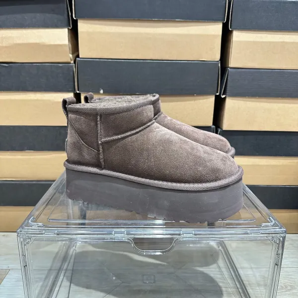 UGG Mini Platform Chestnut Suede Boots Snow Boots - 1