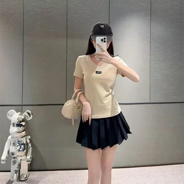 miumiu TEE: seller detail photo 8