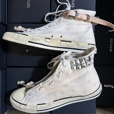 Undercover 06ss T-Shirt White Studded Shoes