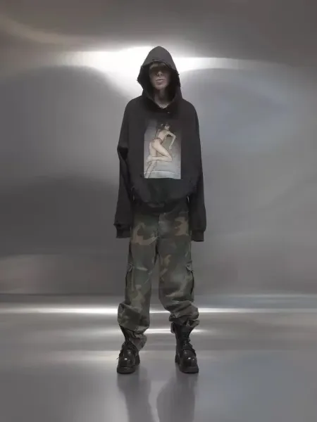 Design Photo Print Distressed Hoodie Black - 6