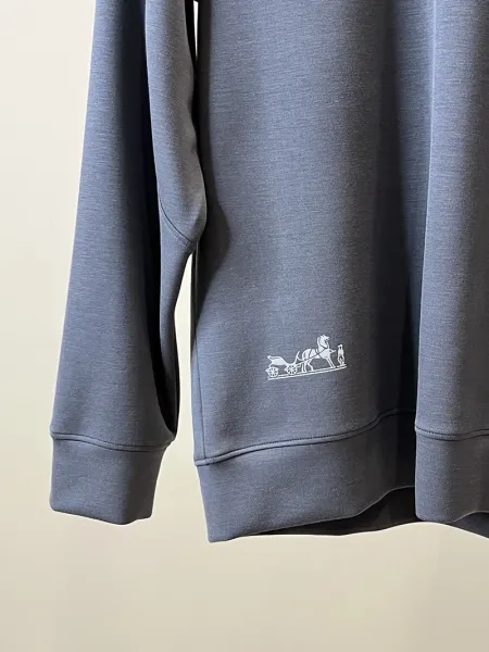 Design Minimalist Embroidered Logo Crewneck Sweatshirt White Hoodie - 14