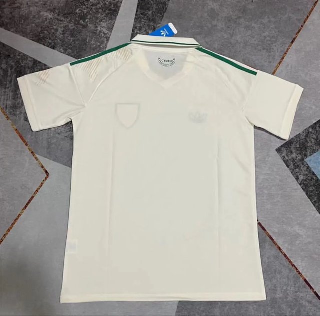 Wales Jersey: seller detail photo 2