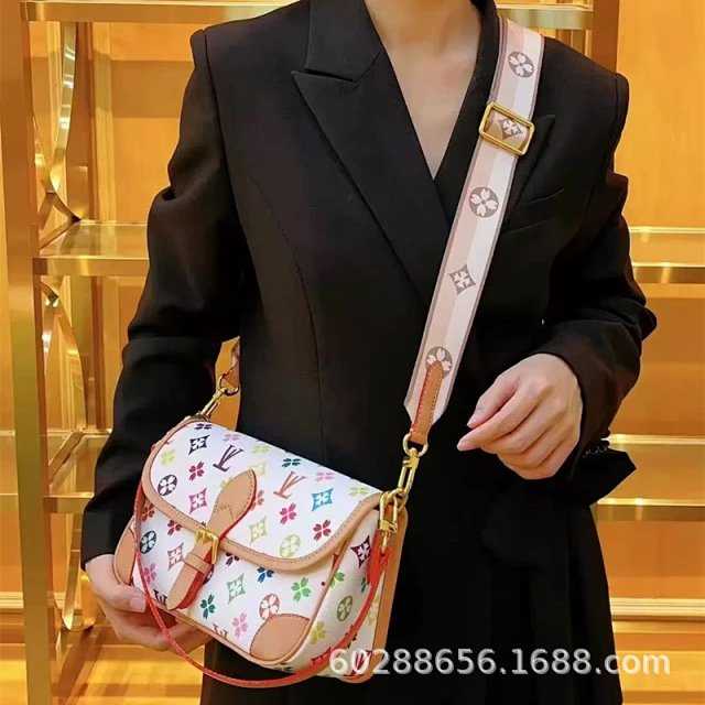 Lv denim crossbody: seller detail photo 2