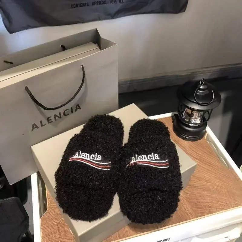 Balenciaga Woolly Slippers Black