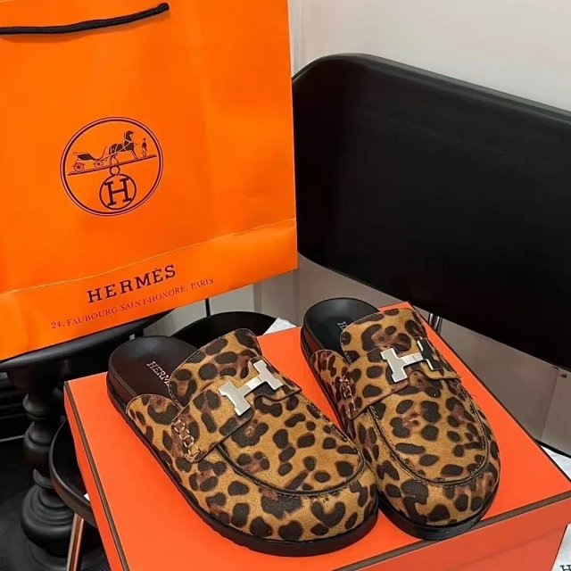 Hermès suede slippers: seller detail photo 10