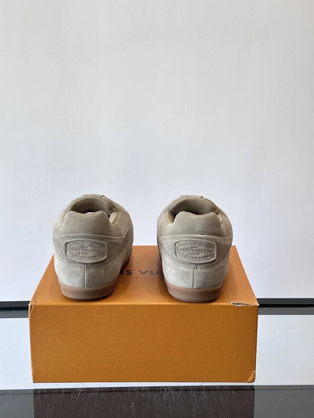 LV & Nigo Buttersoft: seller detail photo 7