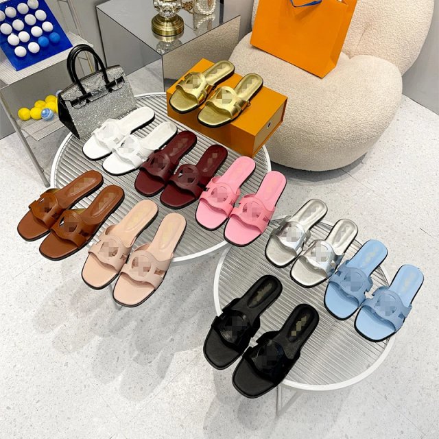 LV sandals: seller detail photo 2
