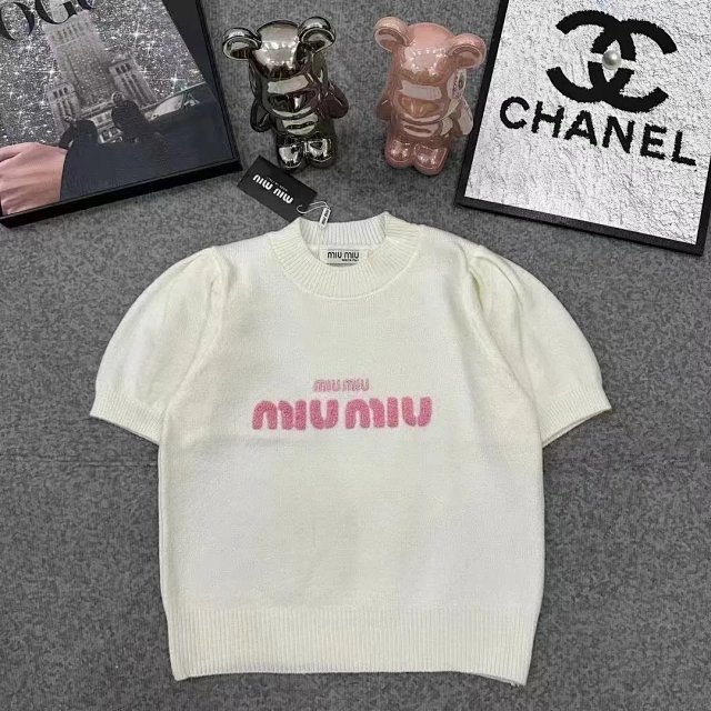 Miumiu: seller detail photo 3