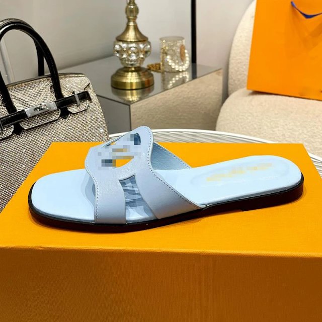 LV sandals: seller detail photo 12