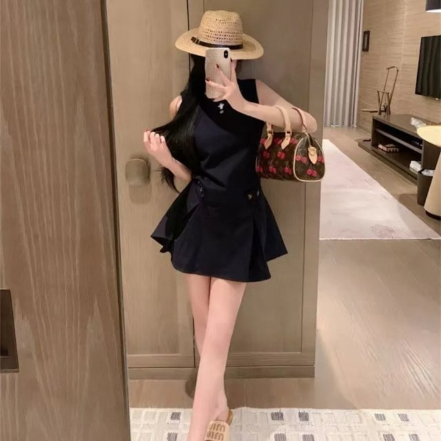 Dior dress: seller detail photo 1