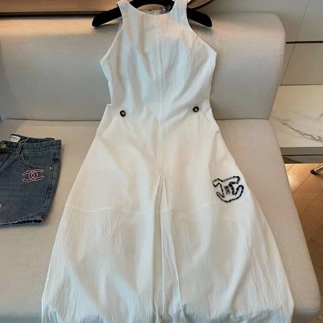 CHANEL dress: seller detail photo 2