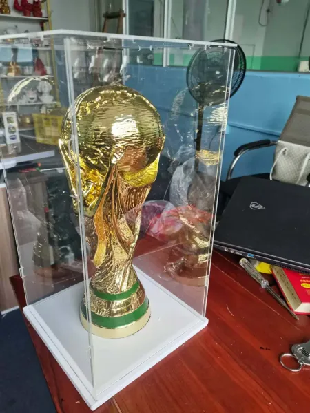 Design FIFA World Cup Trophy Replica Gold Collectible Statue Accessories - 10