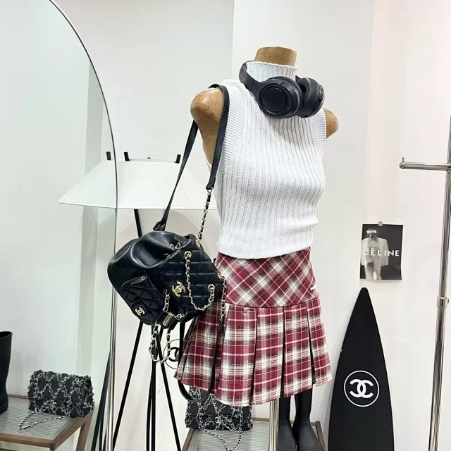 Burberry skirt: seller detail photo 1
