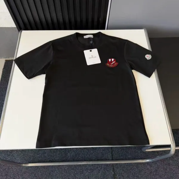 Moncler Logo-Embroidered Black T-Shirt - 1