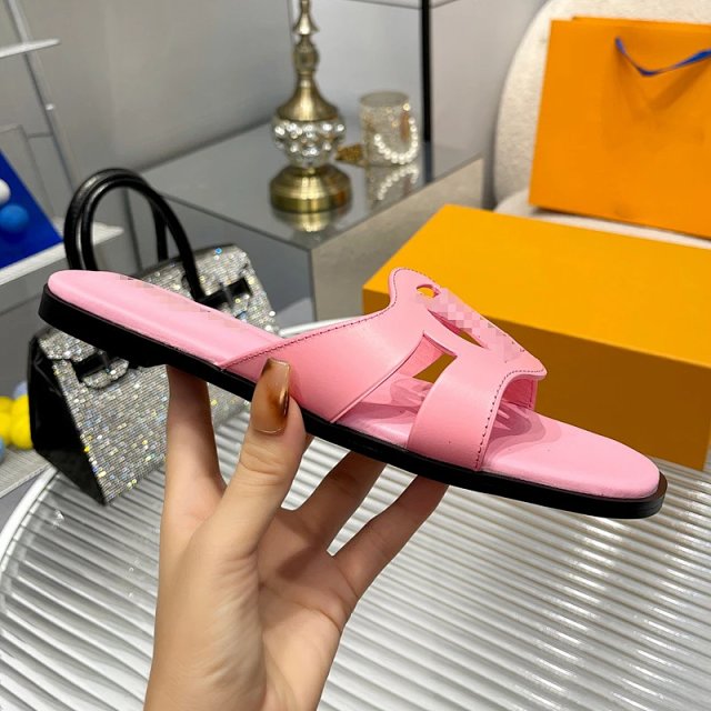 LV sandals: seller detail photo 8