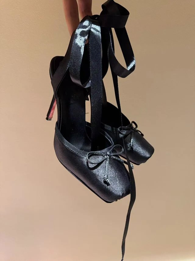 Christian Louboutin Ribbon heels: seller detail photo 8