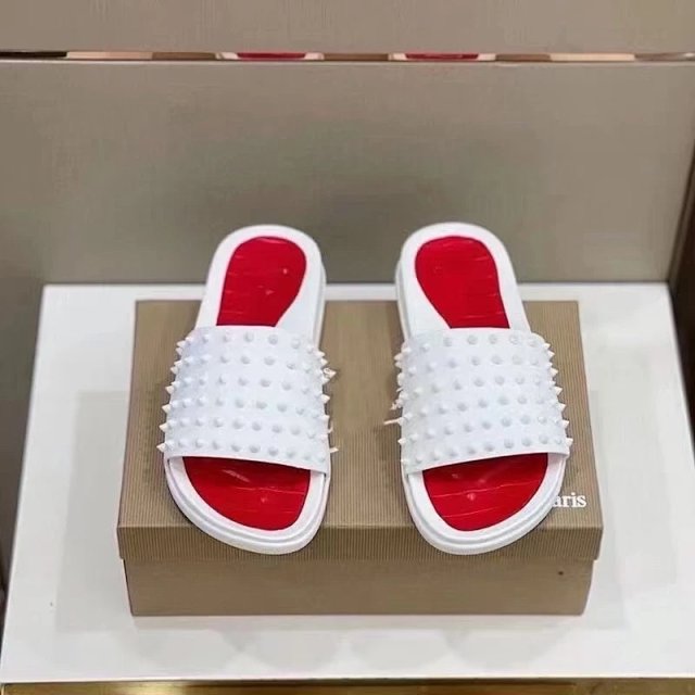 Christian Louboutin: seller detail photo 2