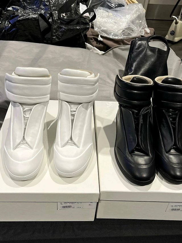 Margiela futures: seller detail photo 1
