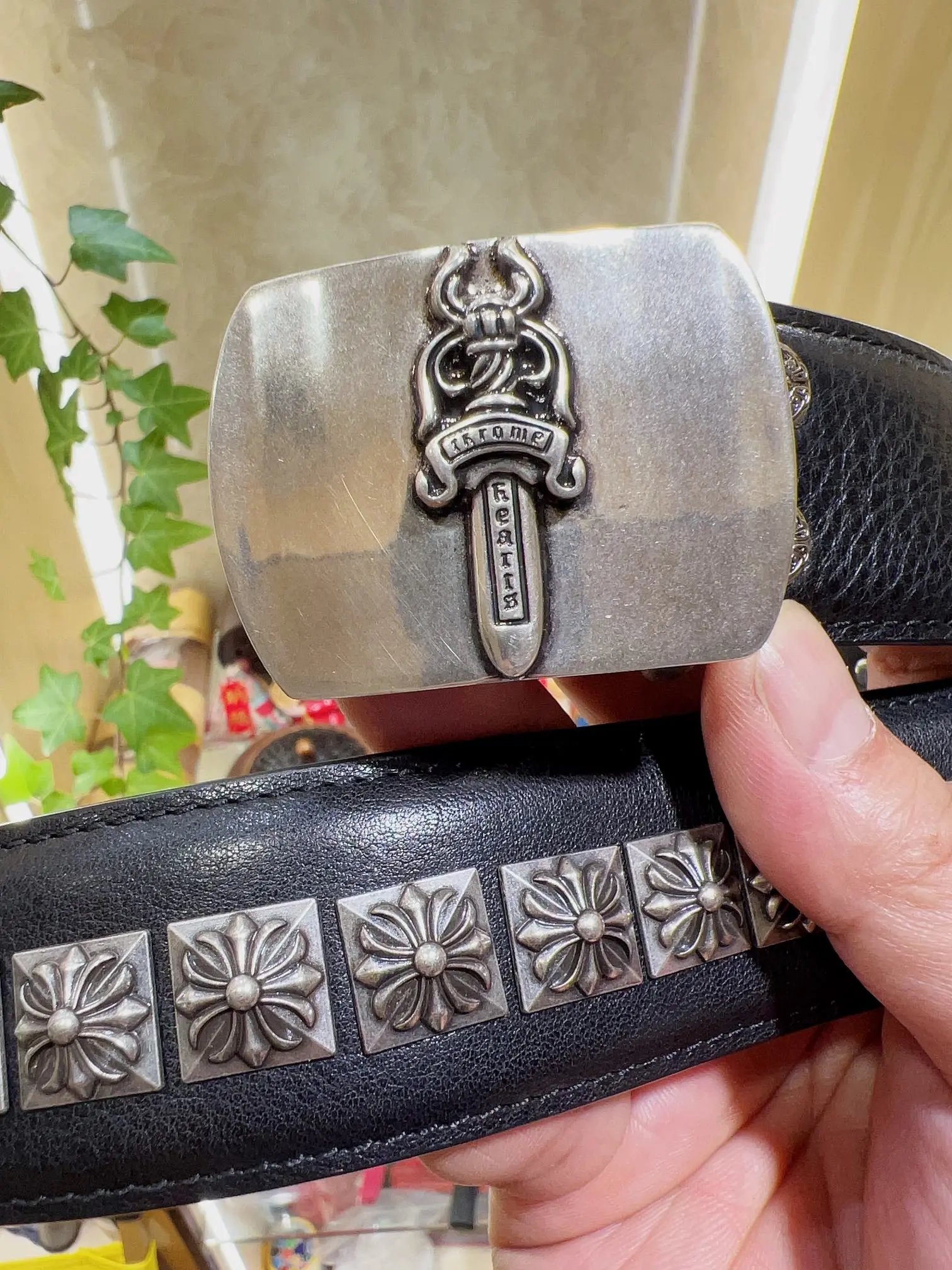 Black Sword with Antique Silver (Top Grain Leather)