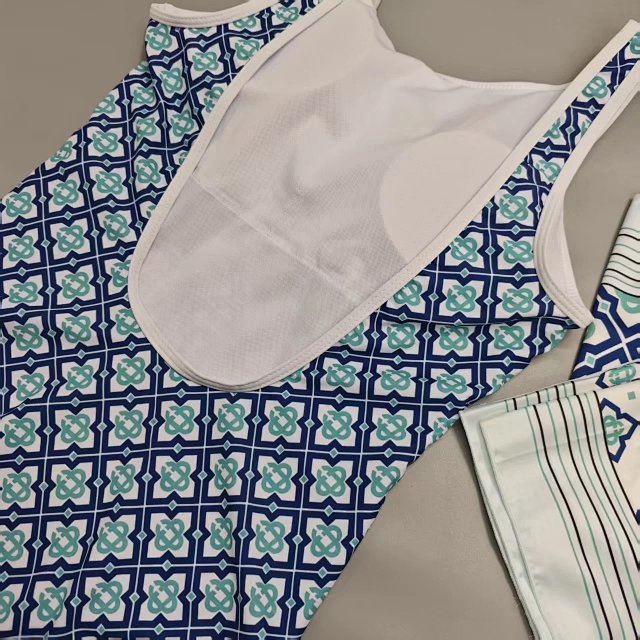Bikini: seller detail photo 9