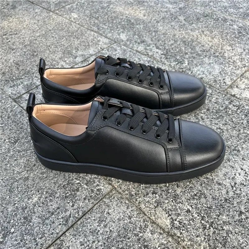 Design Classic Low-Top Leather Sneakers Black / White - 5