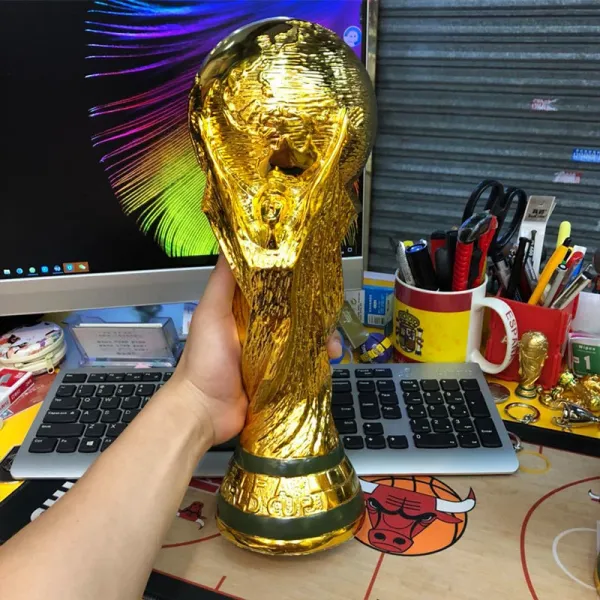 Design FIFA World Cup Trophy Replica Gold Collectible Statue Accessories - 5