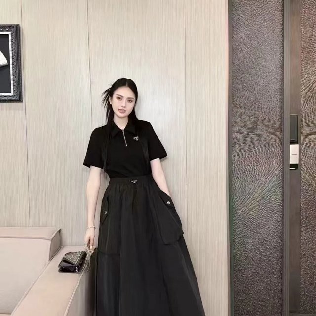 Prada dress: seller detail photo 7