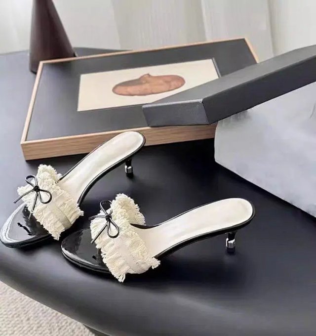 Chanel heels: seller detail photo 6