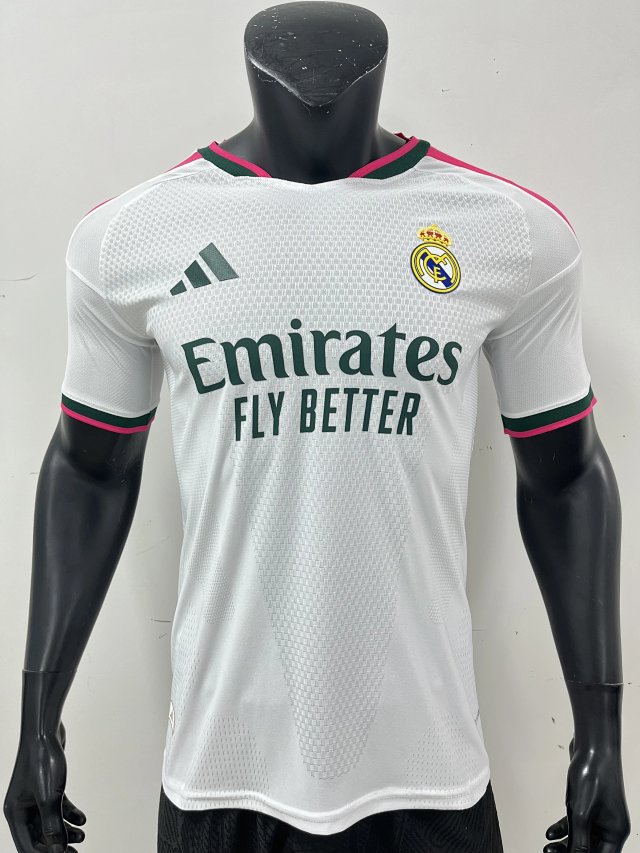 Real Madrid Jersey: seller detail photo 1