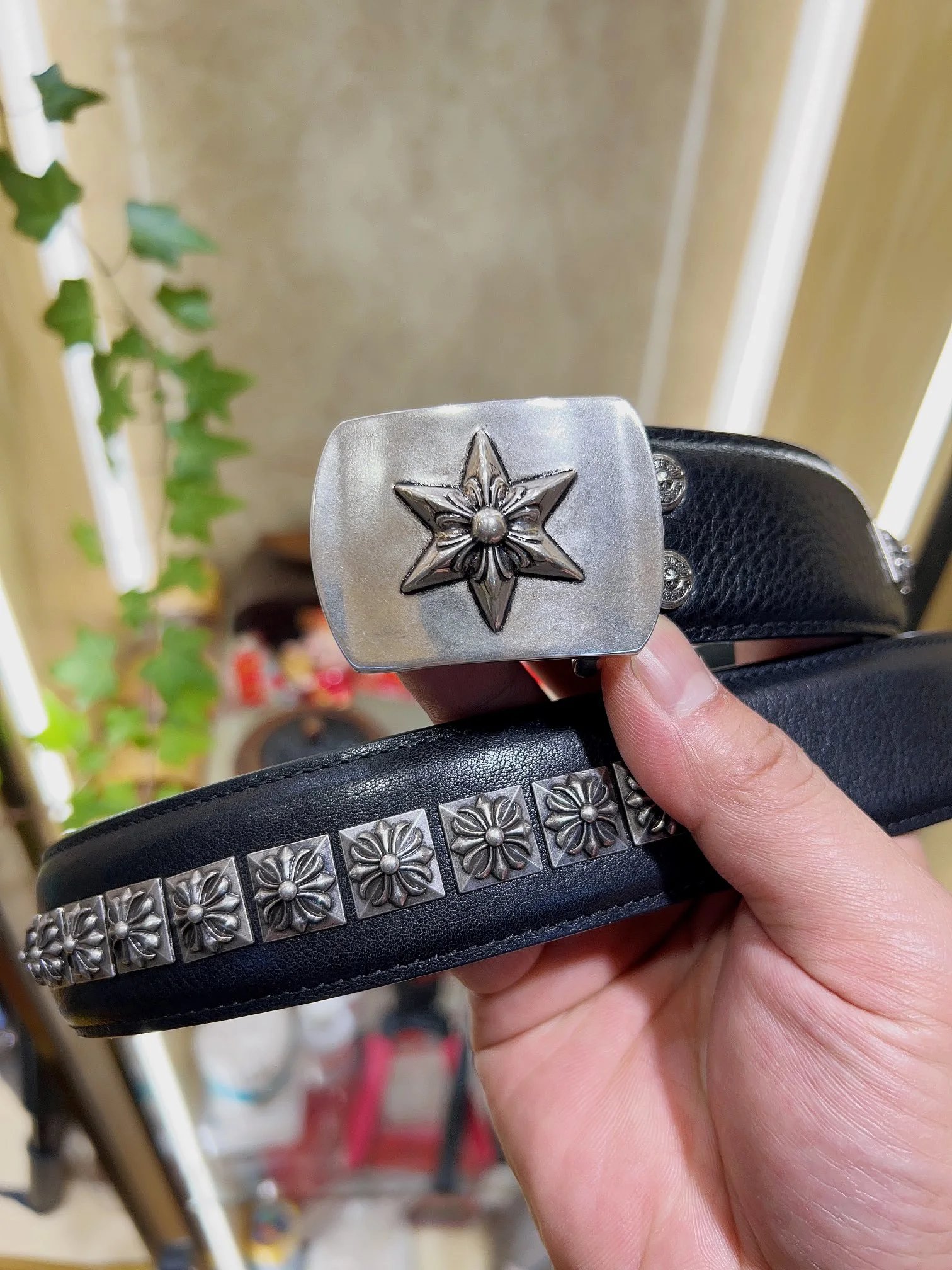 Black Six-Pointed Star with Silver Hardware (Top Grain Leather)