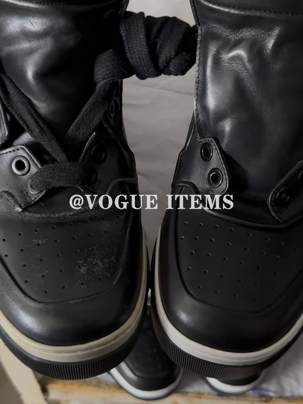 Design Leather Jacket Black + Black Pants + Chunky Sneakers - 11