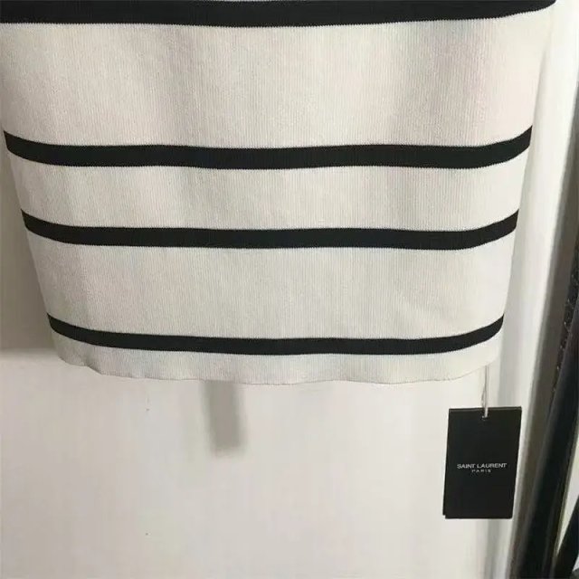 YSL: seller detail photo 4
