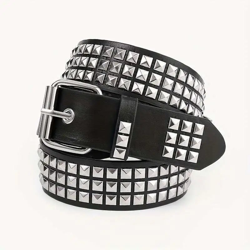 Black Belt with Silver Pyramid Studs 3.5*105